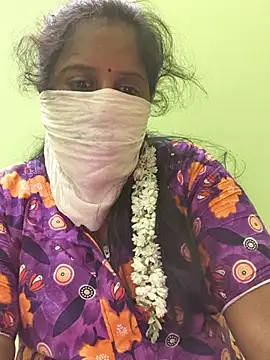 Snapshot of VelvetDollRivitha chatting on May 2026 05:32:02 PM VelvetDollRivitha online show from May 2026 05:32:02 PM