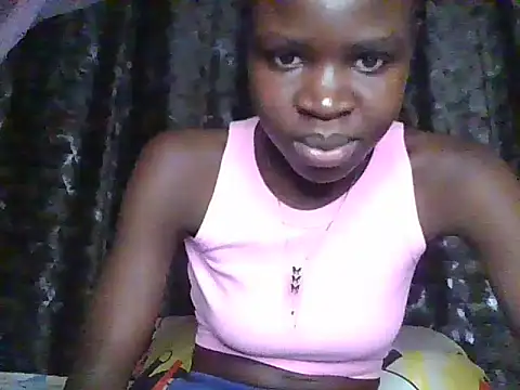 Snapshot of small_diva chatting on June 2026 07:29:01 PM small diva online show from June 2026 07:29:01 PM