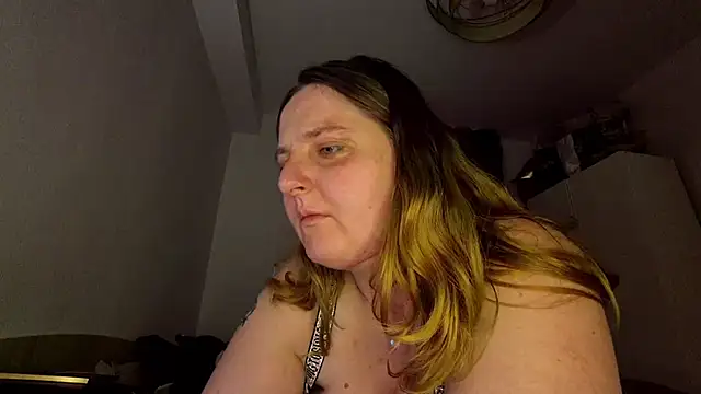 Snapshot of JessicaBake chatting on June 2026 02:01:02 AM JessicaBake online show from June 2026 02:01:02 AM