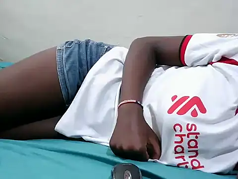 Snapshot of petite_lovy chatting on July 2026 09:45:01 AM petite lovy online show from July 2026 09:45:01 AM