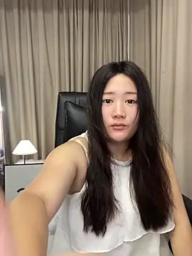 Luckysisi-s online show from June 2026 02:25:02 AM