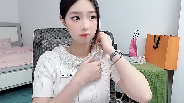 Yoyo33355 online show from June 2026 03:48:02 AM