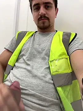 stronhard44 online show from May 2026 03:51:01 PM