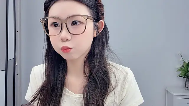 Snapshot of Rose_love69 chatting on June 2026 03:56:01 AM Rose love69 online show from June 2026 03:56:01 AM