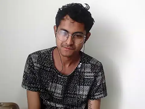 xanderlover online show from July 2026 05:07:02 PM