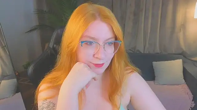 AliceBrightside online show from June 2026 09:39:01 PM