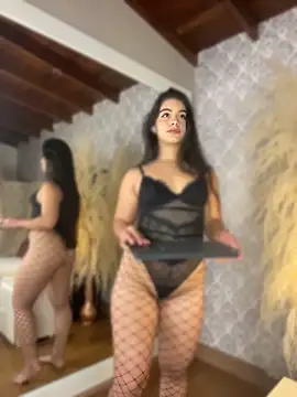 Amel Rosse online show from June 2026 03:23:01 PM