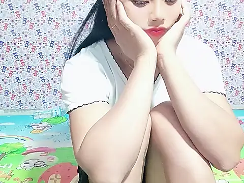 Snapshot of Yingg19 chatting on June 2026 06:53:01 PM Yingg19 online show from June 2026 06:53:01 PM