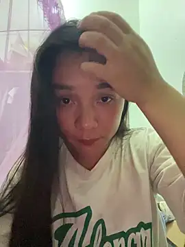 Luna-mi online show from May 2026 01:30:02 PM