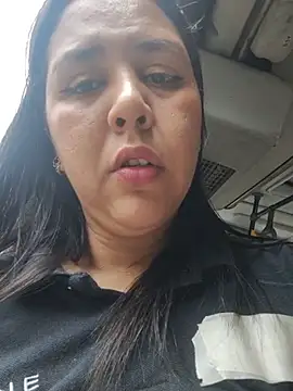 grandotavenus185 online show from May 2026 05:10:01 PM