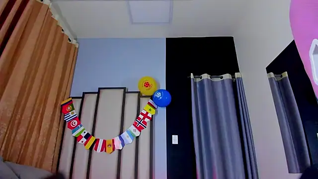 Ellis-Rossi online show from July 2026 07:29:02 PM