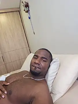 tu negrito sexy online show from May 2026 03:20:02 PM
