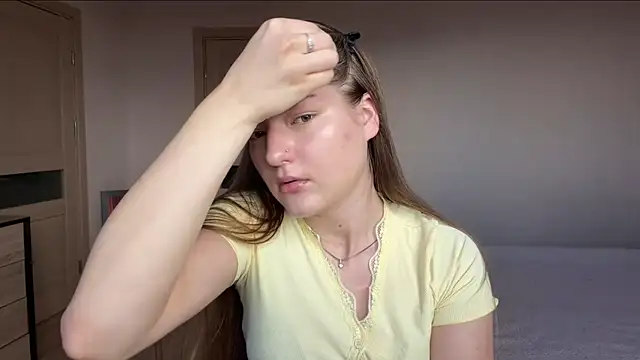 lizzzanatooo online show from July 2026 10:39:02 AM