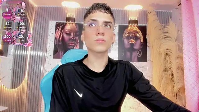 latino boyy  online show from May 2026 10:34:01 AM