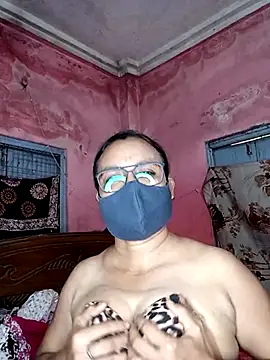 MoonLusty online show from June 2026 05:30:01 AM