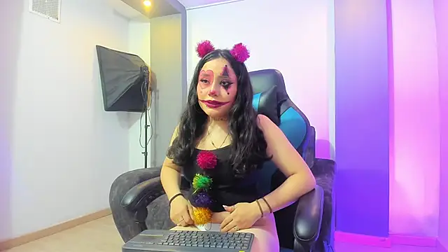 Miiarouse   online show from June 2026 03:42:01 AM