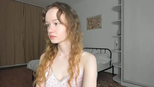 Snapshot of babymolly2 chatting on June 2026 06:43:02 PM babymolly2 online show from June 2026 06:43:02 PM