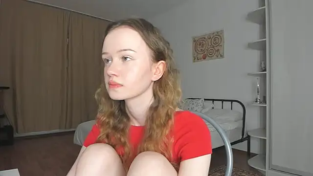 Snapshot of babymolly2 chatting on June 2026 08:43:02 PM babymolly2 online show from June 2026 08:43:02 PM