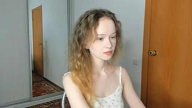 Snapshot of babymolly2 chatting on July 2026 04:42:02 PM babymolly2 online show from July 2026 04:42:02 PM