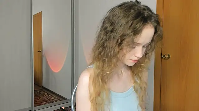 Snapshot of babymolly2 chatting on July 2026 09:23:02 PM babymolly2 online show from July 2026 09:23:02 PM
