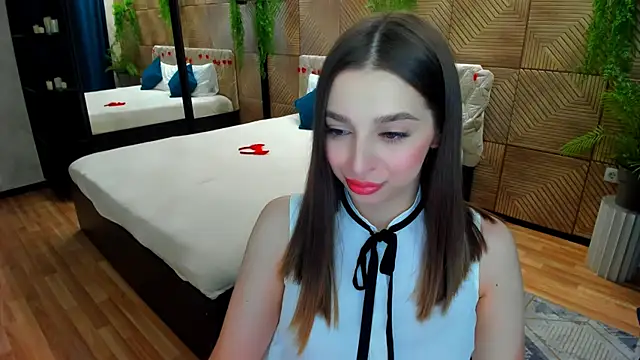 FlirtySpark online show from June 2026 07:25:02 PM