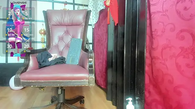 QueenMarilyn online show from July 2026 07:07:01 PM