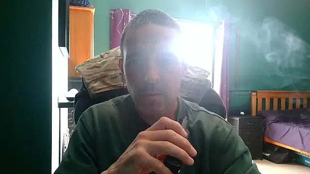 Snapshot of BradleyBent chatting on July 2026 04:14:01 PM BradleyBent online show from July 2026 04:14:01 PM