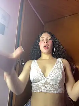 Juliana pink18 online show from June 2026 04:46:01 AM