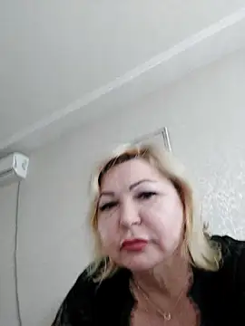 MilaLoveX online show from June 2026 02:06:02 PM