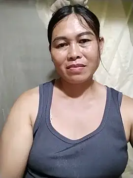Snapshot of -Hatybi- chatting on June 2026 09:56:02 AM -Hatybi- online show from June 2026 09:56:02 AM