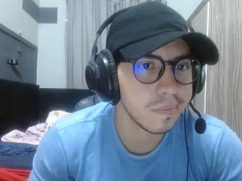 Snapshot of Fer_Ti chatting on June 2026 11:09:02 AM Fer Ti online show from June 2026 11:09:02 AM