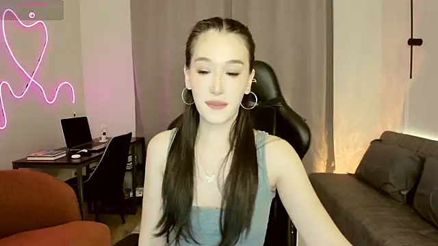 Snapshot of lilly_mighty chatting on July 2026 05:12:02 PM lilly mighty online show from July 2026 05:12:02 PM