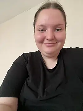 Snapshot of SashaMoo chatting on July 2026 04:21:01 PM SashaMoo online show from July 2026 04:21:01 PM
