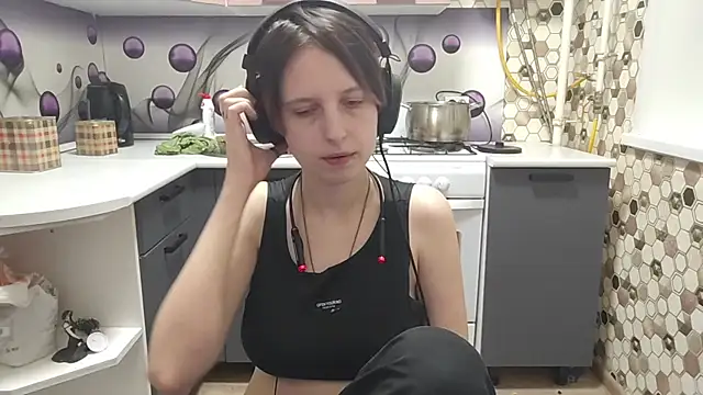 Snapshot of Saranade chatting on July 2026 08:11:01 PM Saranade online show from July 2026 08:11:01 PM