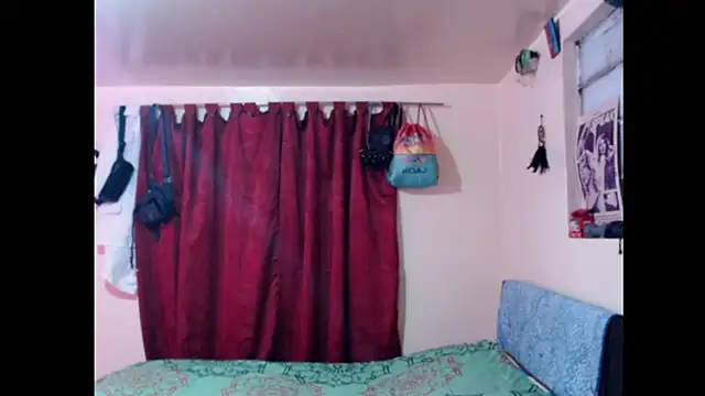 Snapshot of guillerme_08 chatting on July 2026 01:23:01 AM guillerme 08 online show from July 2026 01:23:01 AM