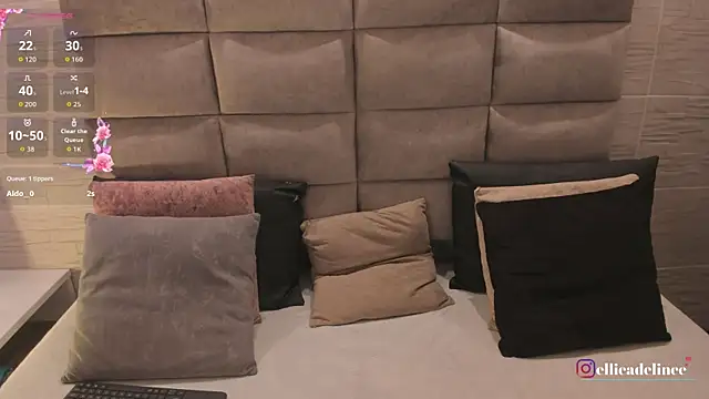 EllieAdeline online show from July 2026 04:08:02 AM