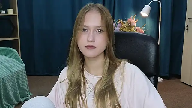 JadeMacoreno online show from May 2026 12:14:02 PM