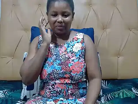 Mellowkittyyellow online show from June 2026 01:50:01 PM