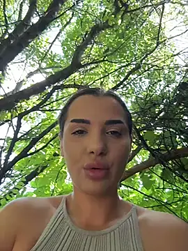 chloenyx online show from July 2026 11:59:01 AM