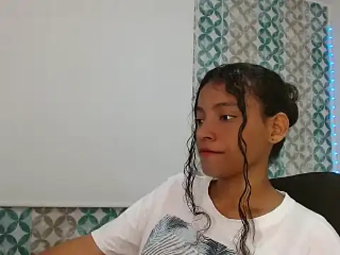 Isabellacarson online show from June 2026 05:58:01 PM