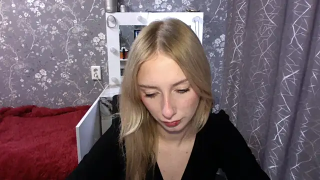 Snapshot of JennaLomeri chatting on June 2026 12:31:02 PM JennaLomeri online show from June 2026 12:31:02 PM