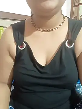 Snapshot of Archana_32 chatting on July 2026 01:00:01 AM Archana 32 online show from July 2026 01:00:01 AM