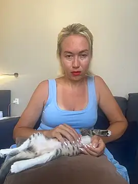 Amanda Seyfried online show from July 2026 01:24:01 PM