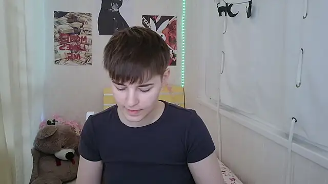 EmyHills online show from June 2026 12:46:02 PM