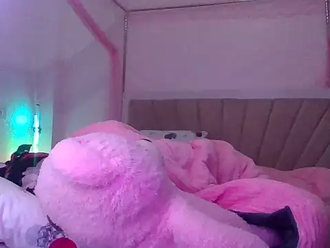 Xannaxx  online show from July 2026 03:20:01 AM