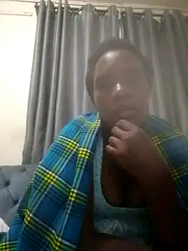 Snapshot of Creamymom4 chatting on May 2026 06:38:01 PM Creamymom4 online show from May 2026 06:38:01 PM