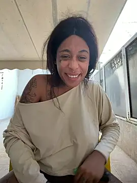 Kira nyxx online show from July 2026 12:23:01 PM