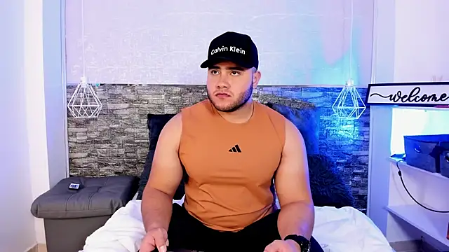 apolorusso online show from July 2026 05:45:02 AM