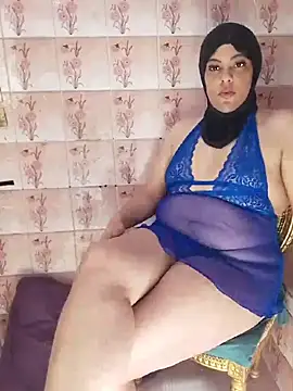 LenaQPeach online show from June 2026 11:04:01 AM