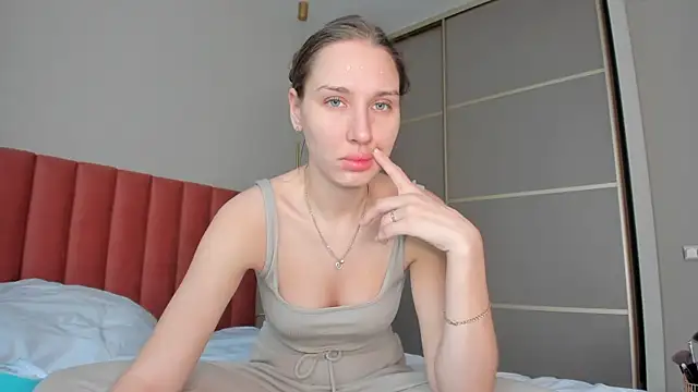 SofiClimbing online show from January 2025 05:16:02 AM